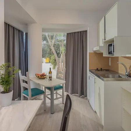 Camelot Royal Beds By Estia Hotel de apartamente Stalida
